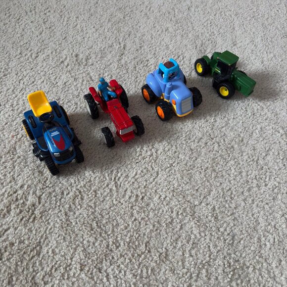 4-pack farm tractors for toddlers - Picture 1 of 10
